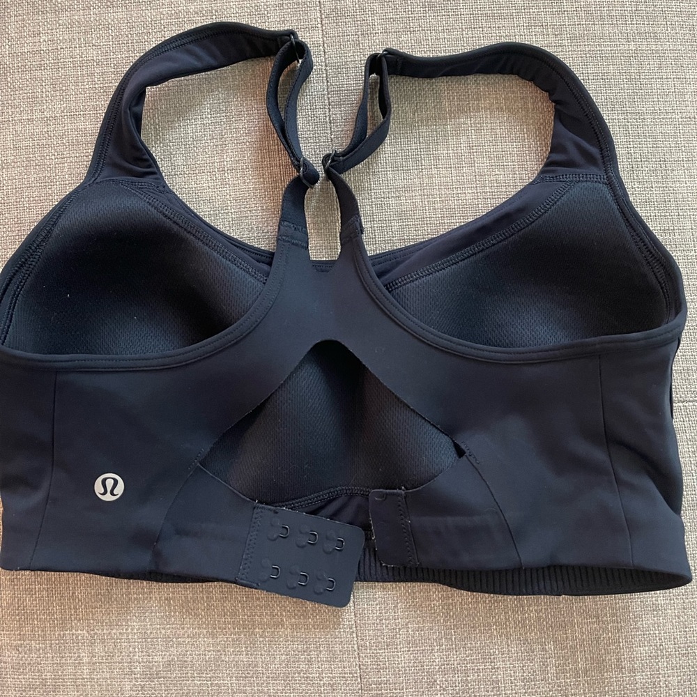 Lululemon All powered up bra size 32DD